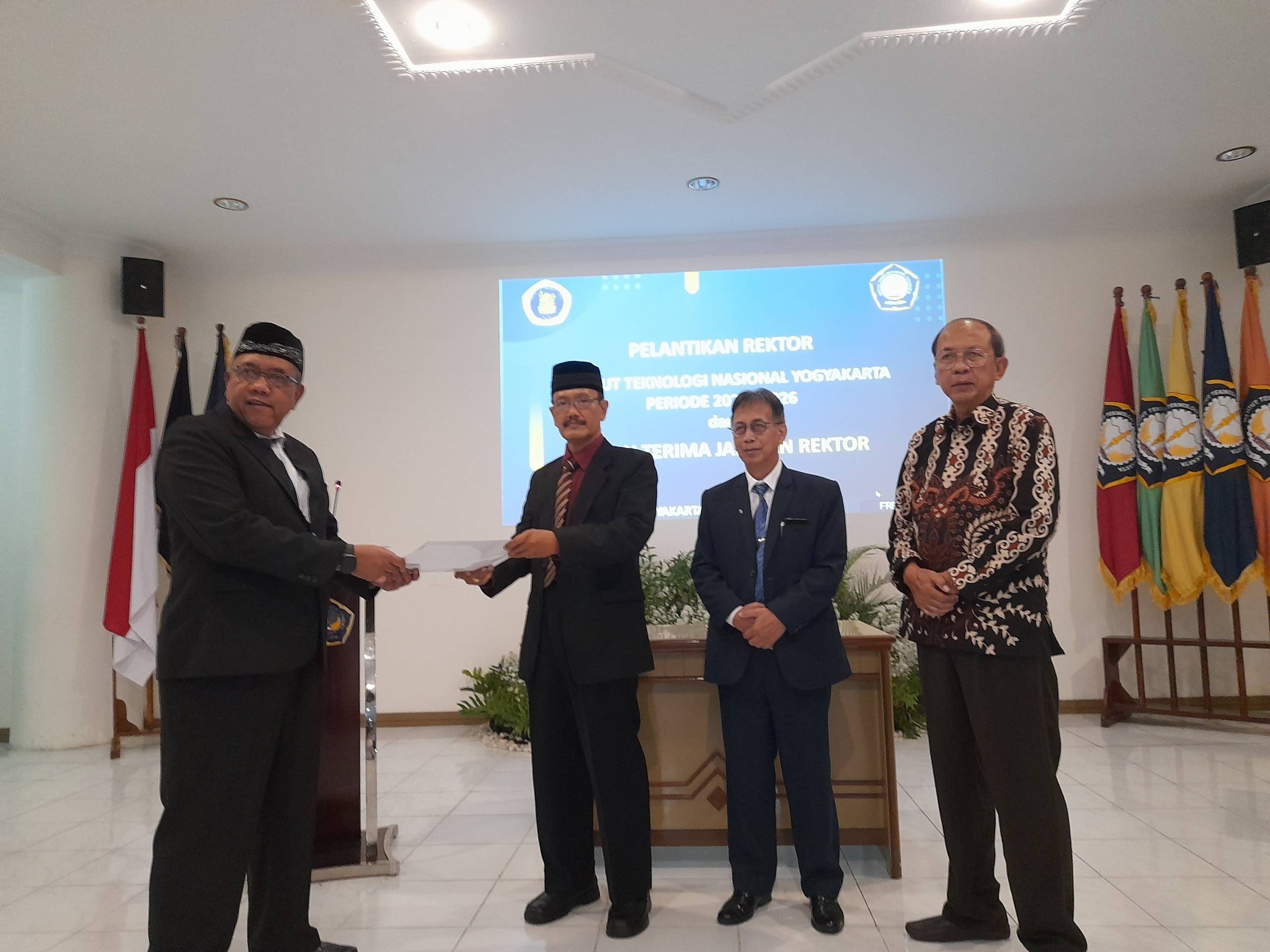 Setyo Pambudi Dilantik Sebagai Rektor ITNY Periode 2022-2026