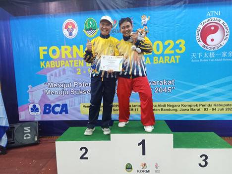 Staff Dekanat FTI ITNY Juara Taichiquan pada FORNAS VII/2023