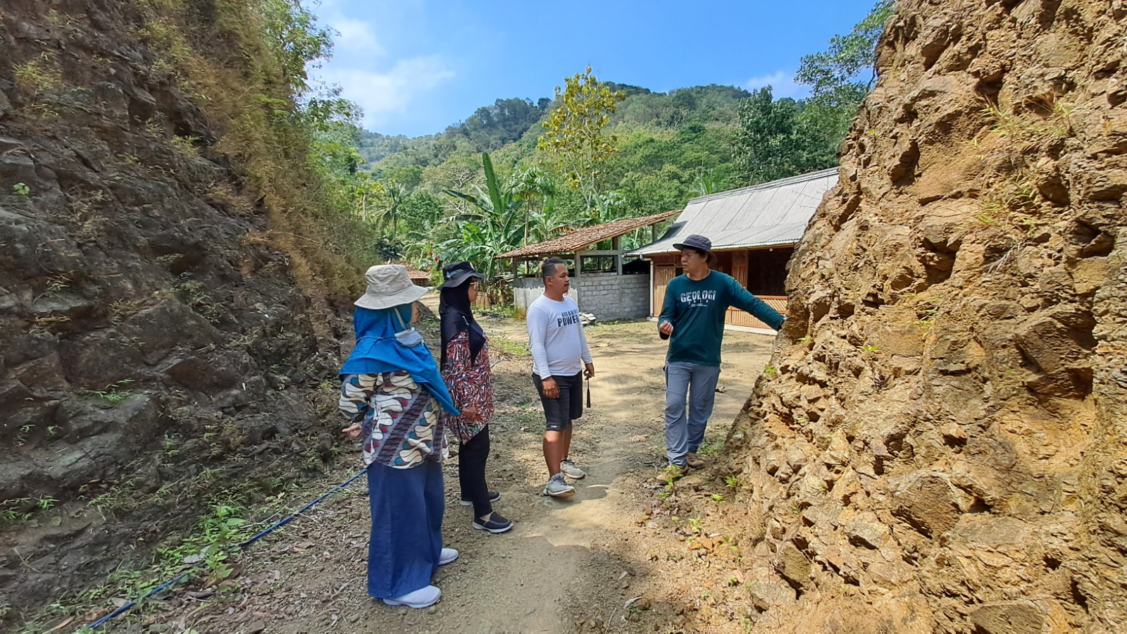 Pengembangan Potensi Experiental Tourism Di Kalitaji, Desa Wisata Sermo Hargowilis, Kulon Progo